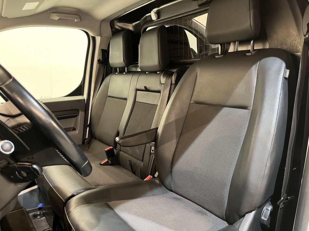 Peugeot Expert 2.0 BlueHDI 120 PK L2 Automaat / Servicebus / Sortimo Inrichting / Euro 6 / Schuifdeur L + R / Airco / Cruise Control / Camera / 3-Zits