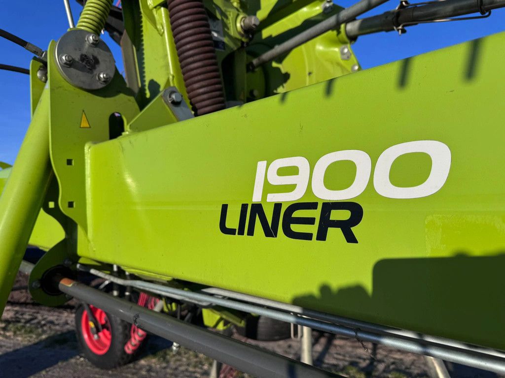 Claas Liner 1900 hark zijafleg