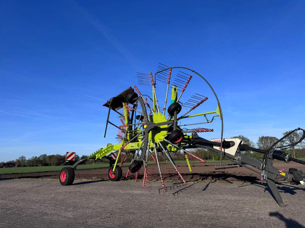 Claas Liner 1900 hark zijafleg