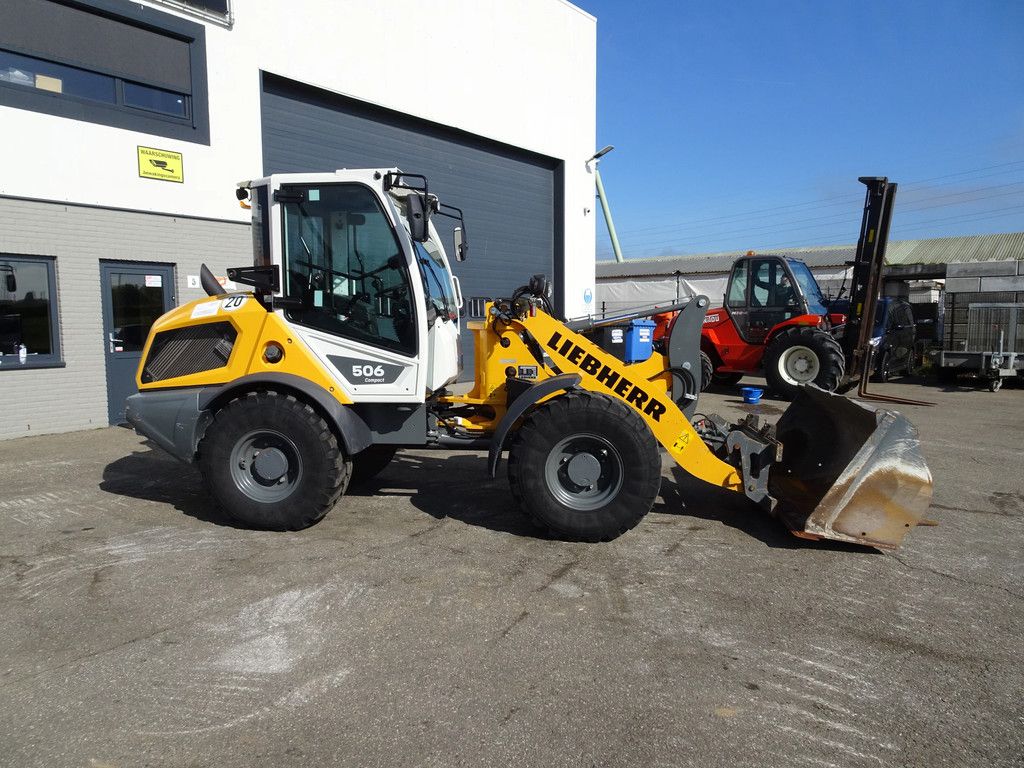 Liebherr L506C