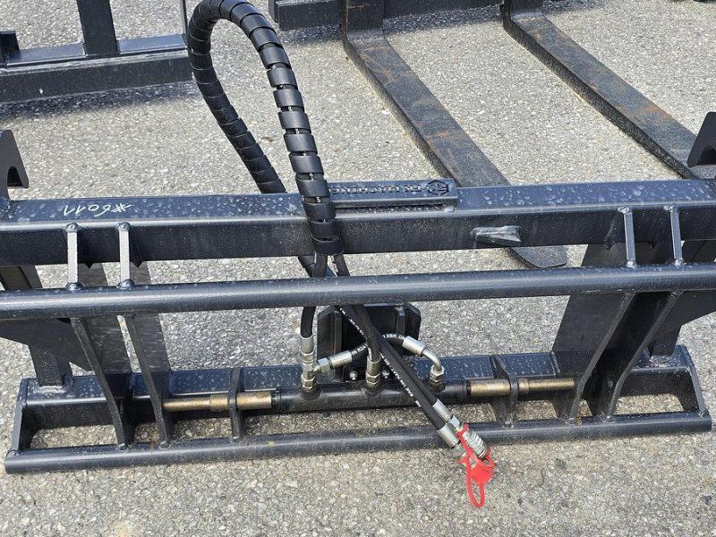 FK Machinery Hydraulischer Adapter Merlo auf Euro Aufnahme