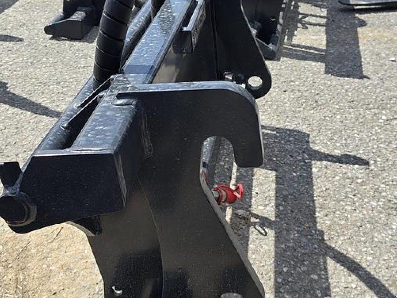 FK Machinery Hydraulischer Adapter Kramer Groß auf Euro