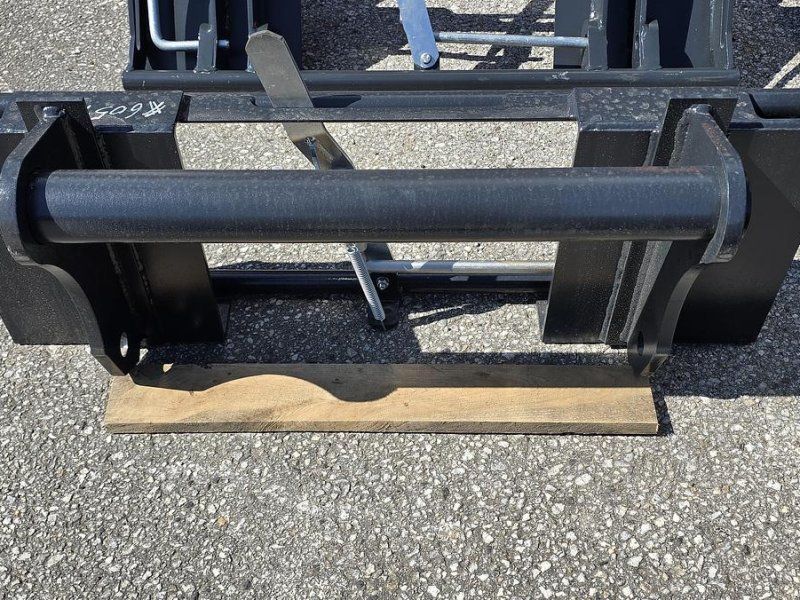 Big Dutchman Adapter Manitou auf Euro