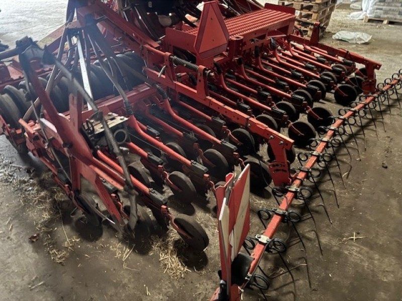 Kuhn HR3003 + VENTA LC402