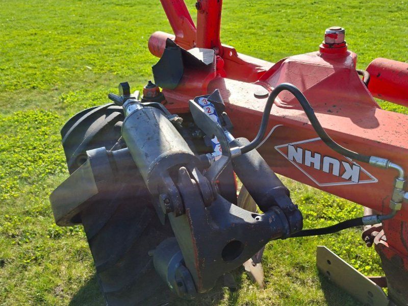 Kuhn Vari-Master 153