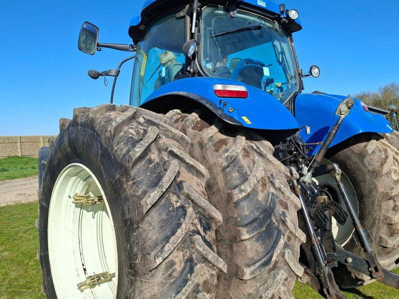New Holland T7.220