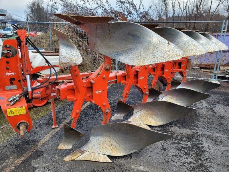 Kuhn Multi Master 110 4T