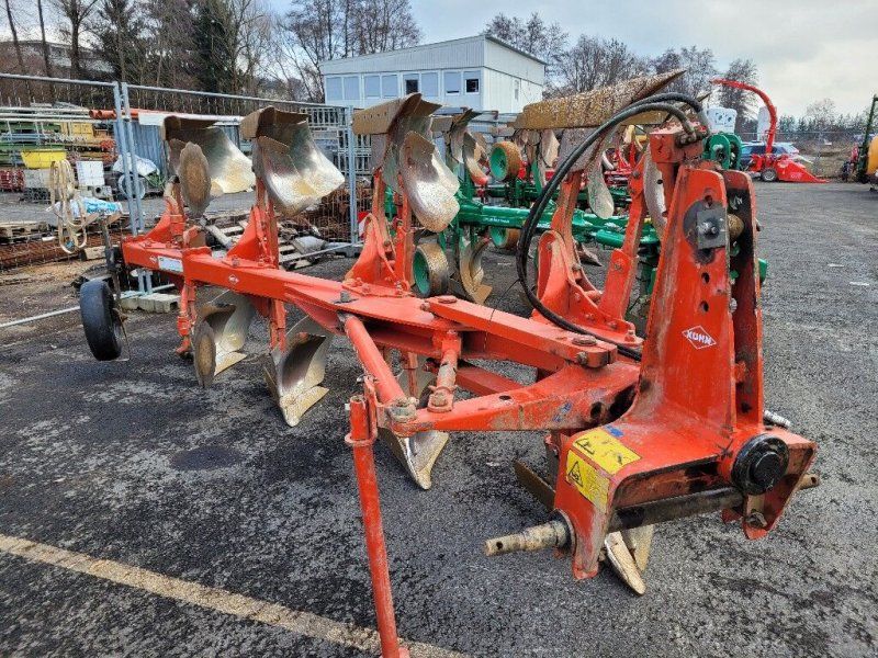 Kuhn Multi Master 110 4T