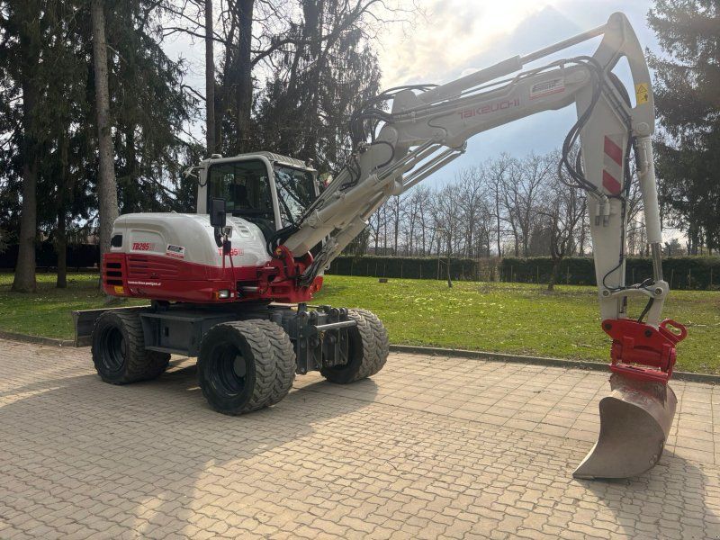 Takeuchi TB 295 W