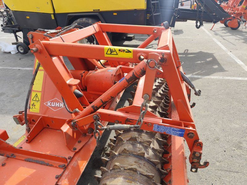Kuhn HRB 303