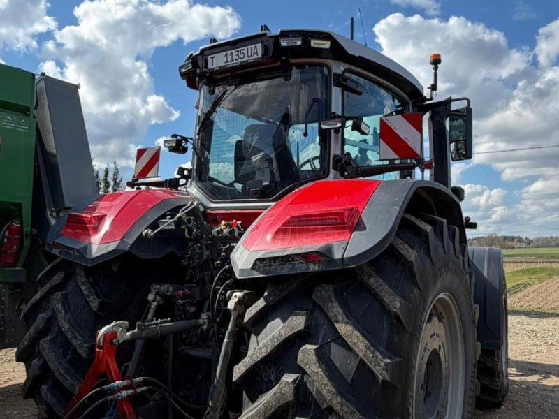 Massey Ferguson 9S 425