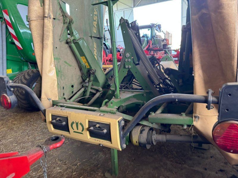 Krone Easy Cut 320F/B890