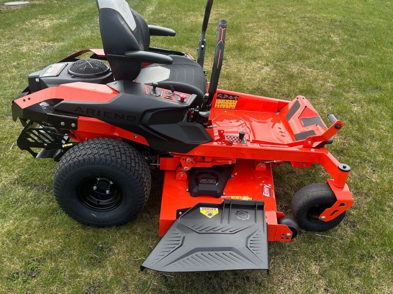 Ariens ZERO-TURN IKON