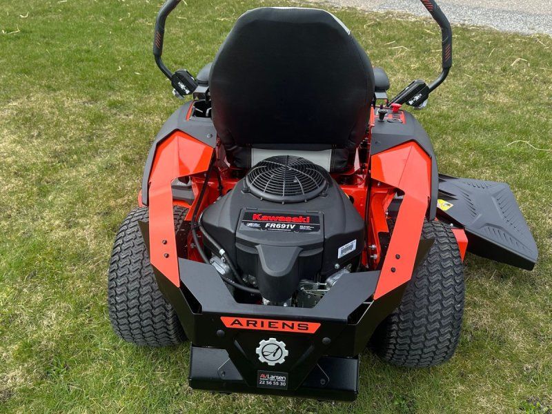 Ariens ZERO-TURN IKON