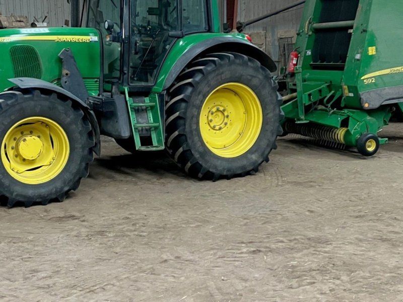 John Deere 592