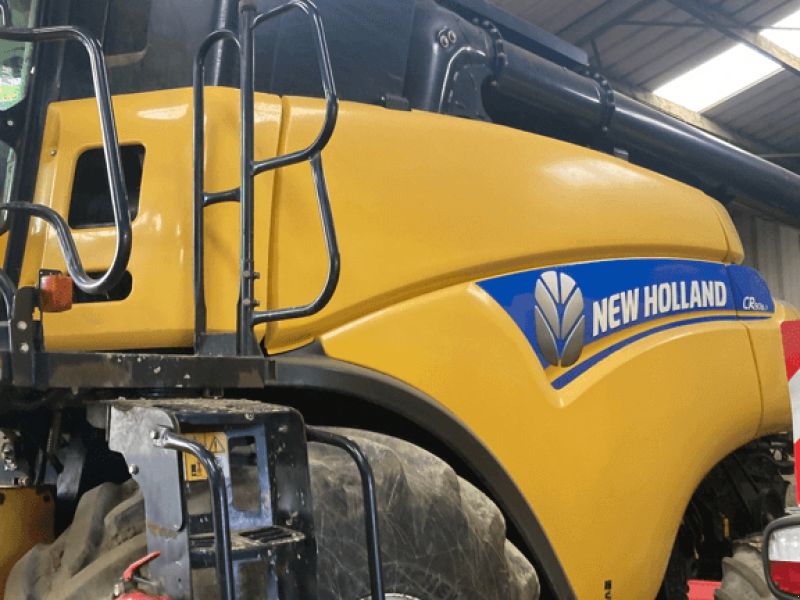 New Holland CR 9080