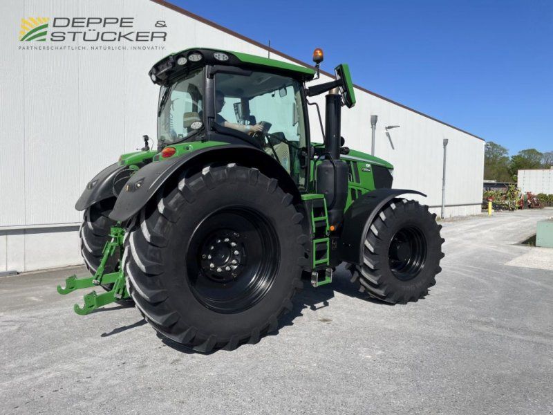 John Deere 6R 250