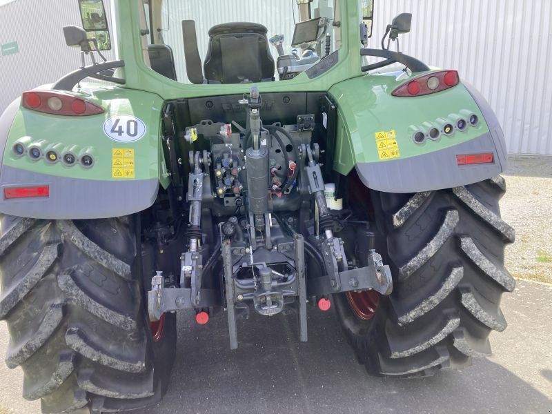 Fendt 724 VARIO S4 PROFI PLUS