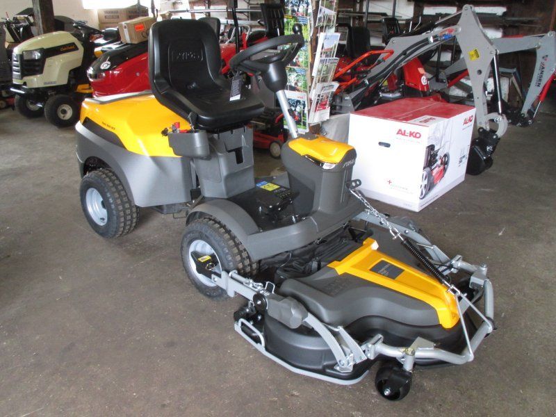 Stiga Frontmäher Park 500 WX Allrad 2-Zylinder mit Mähwerk Combi 100 Q