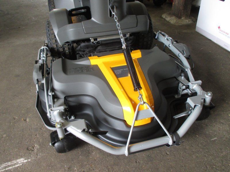 Stiga Frontmäher Park 500 WX Allrad 2-Zylinder mit Mähwerk Combi 100 Q