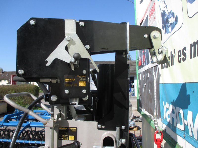 Jansen TS-30 K mit hydr. Seilwinde TSW-500