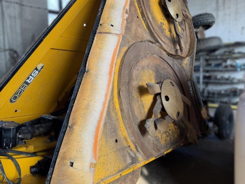 McConnel SR 820 / MR 82