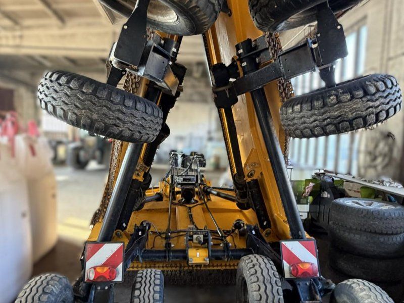 McConnel SR 820 / MR 82