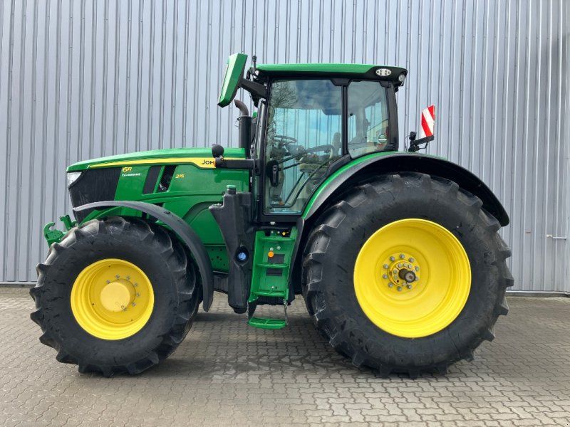 John Deere 6R 215