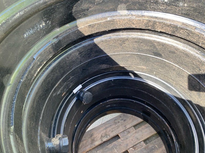 Ceat 420/85R38 + 380/70R28