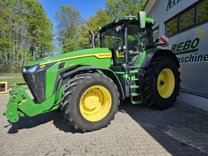 John Deere 8R340