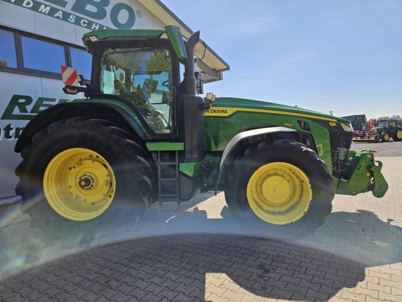 John Deere 8R340