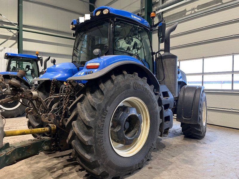 New Holland T8.435 AC