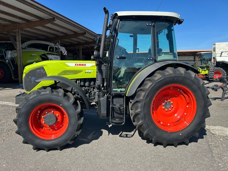 Claas Axos 240 Advanced