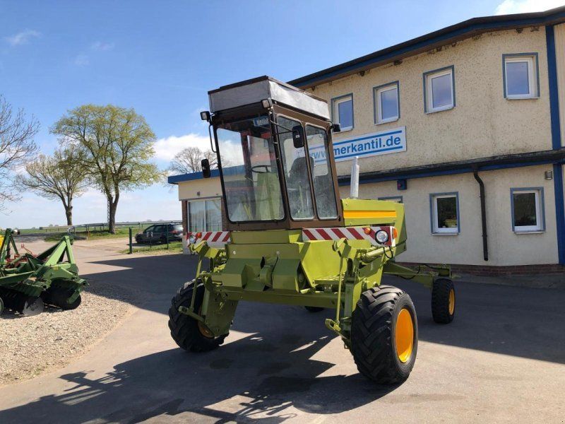 Fortschritt E 303 + Schneidwerk E 025 sofort verfügbar