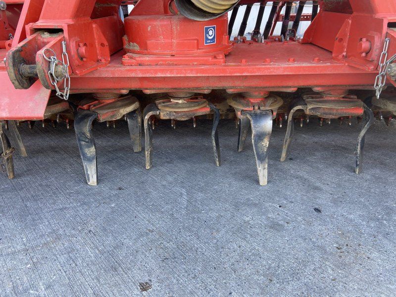 Kuhn Säkombination HRB 303D + INTEG2 3M