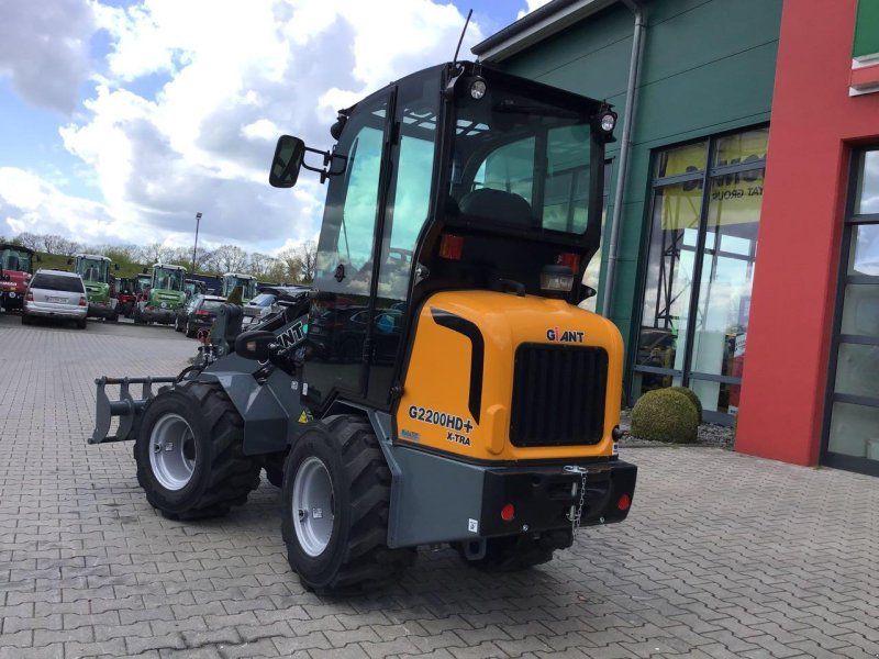 Giant G2200 X-TRA HD+