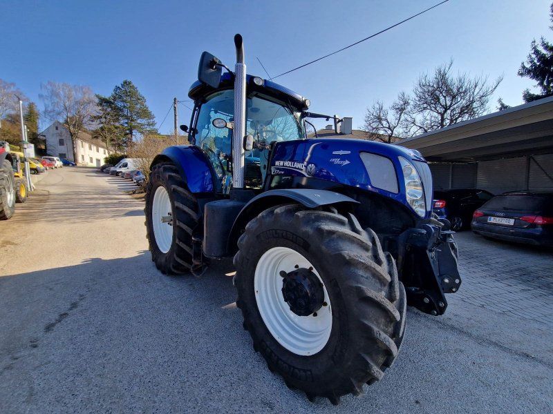 New Holland T7.270