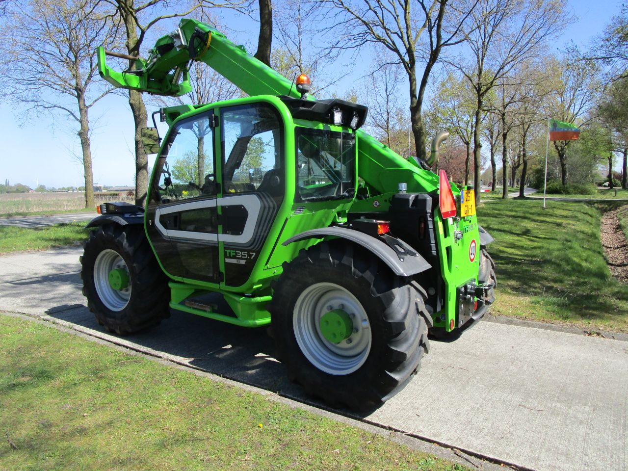 Merlo 35.7 tf 1890 uren !!!!!!!!! zeer mooie staat