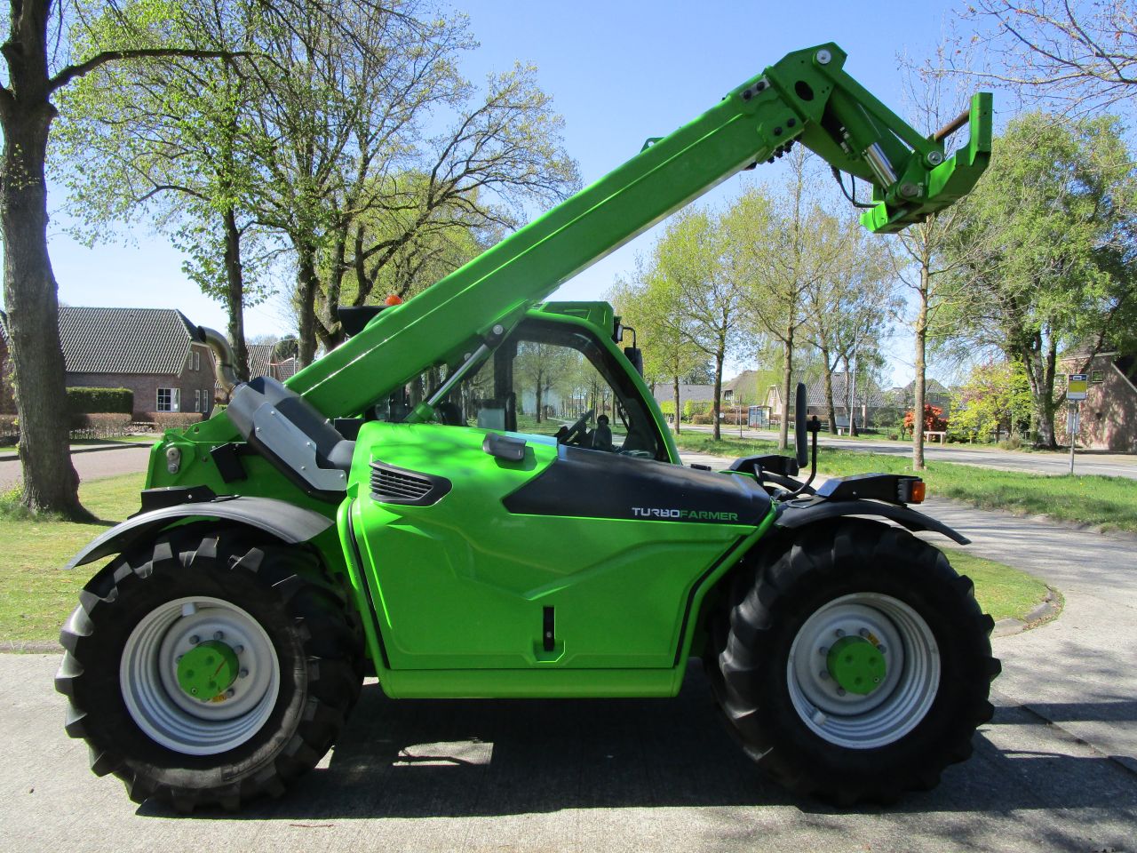 Merlo 35.7 tf 1890 uren !!!!!!!!! zeer mooie staat