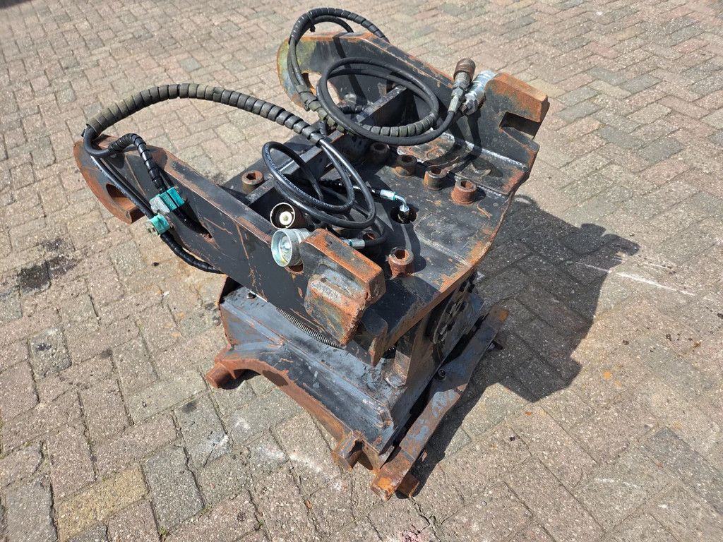 Beco hydraulisch kantelstuk CW30/40