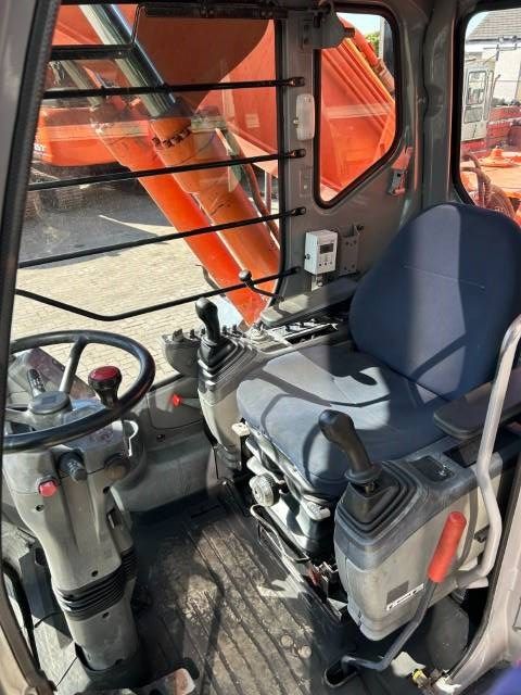 Hitachi Overslagkraan ZX 210 W