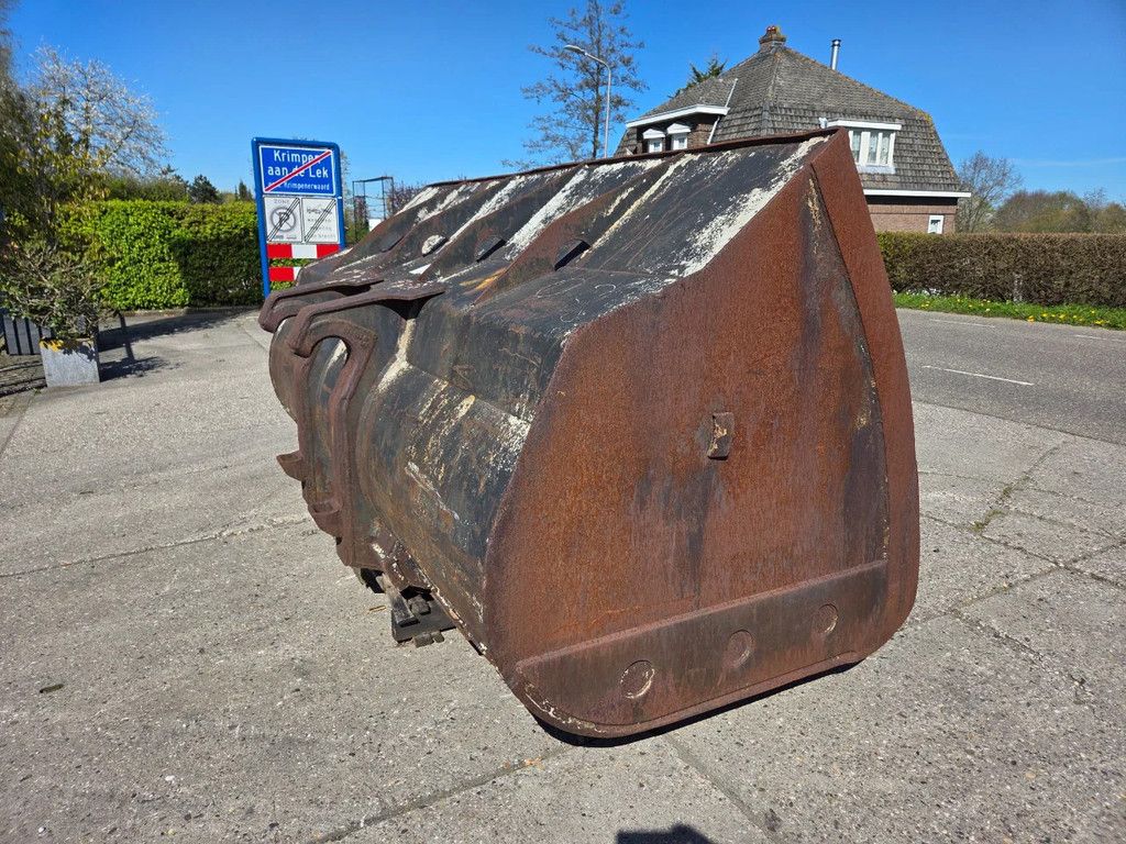 Overige volumebak voor loader Systeem 2000