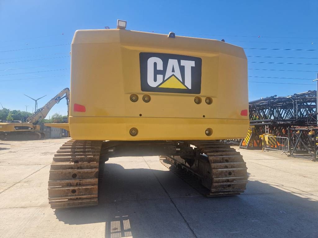 CAT 374 F L