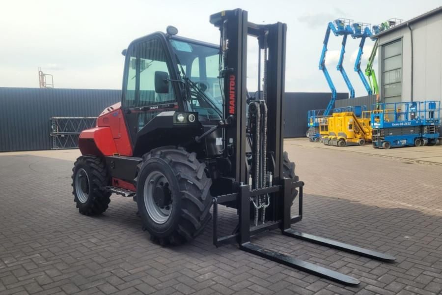 Manitou M30-4 D ST5 S1 EU Diesel, 4x4 Drive, 3t Capacity,