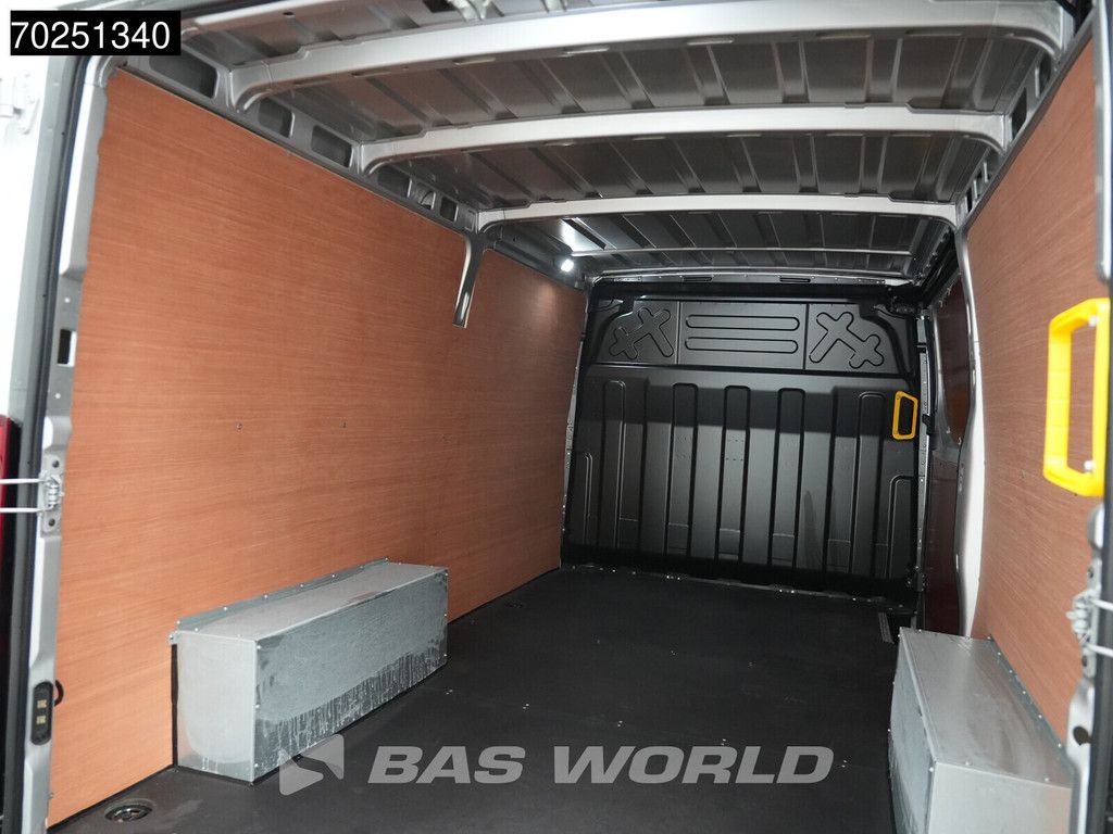 Iveco Daily 35S21 BPM VRIJ! 3.0L Automaat L2H1 210PK Laag Dak 2025-Model 3,5t Trekhaak ACC Navi LED Camera Parkeersensoren Euro6 L2 8m3 Klima AHK