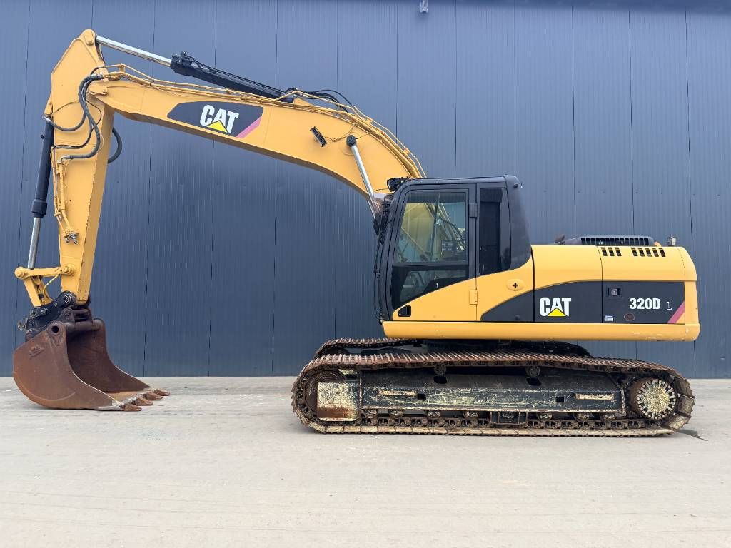 CAT 320D L