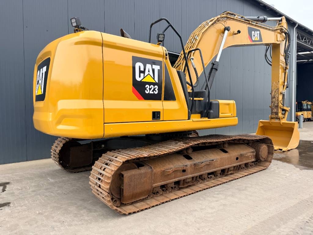CAT 323 07A