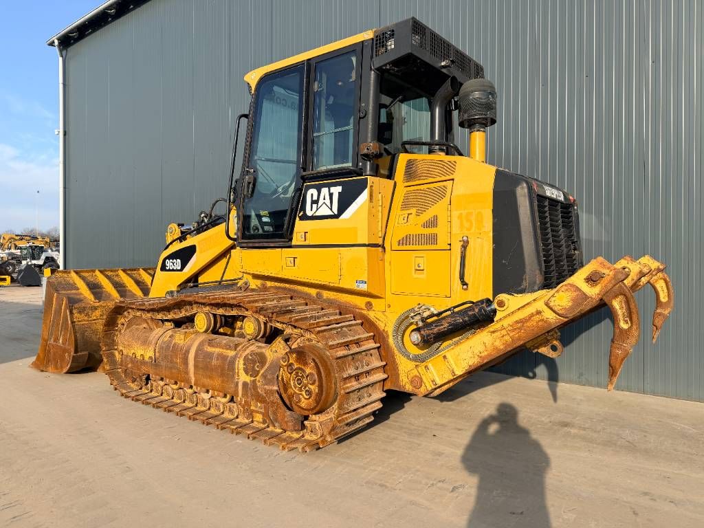 CAT 963D