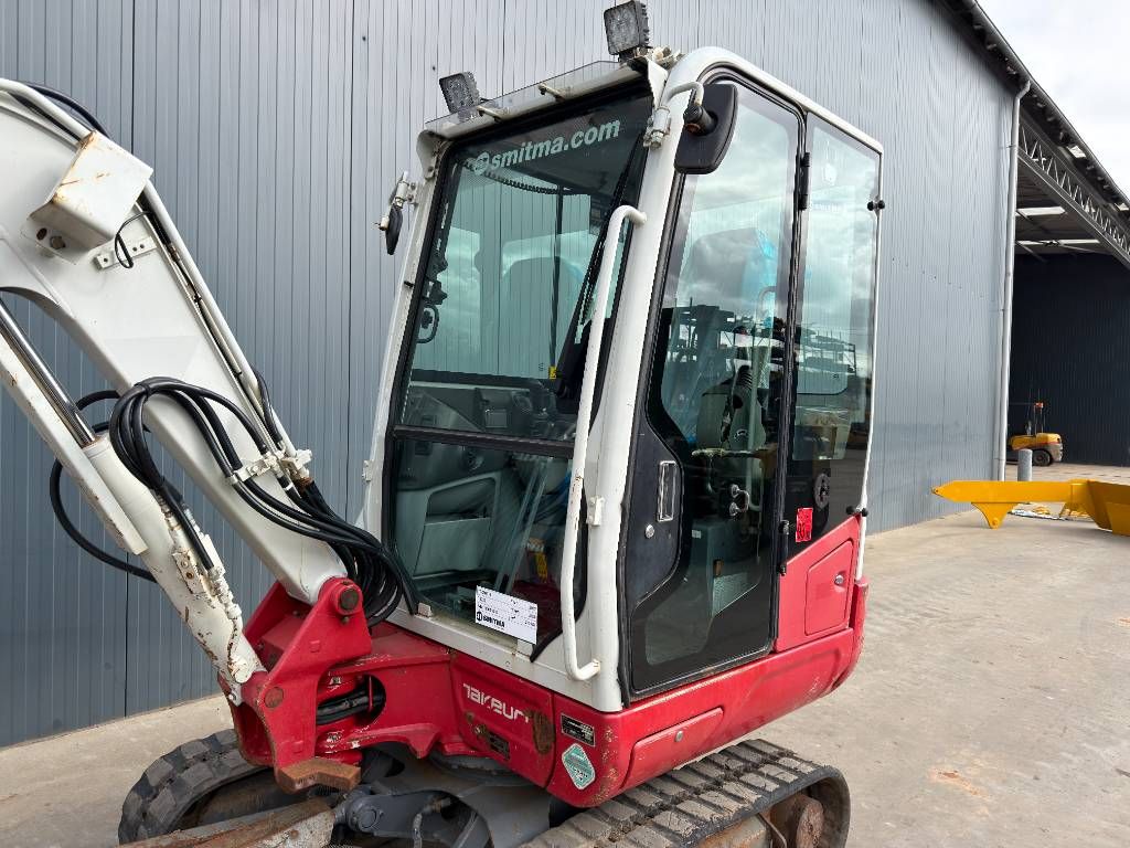 Takeuchi TB230