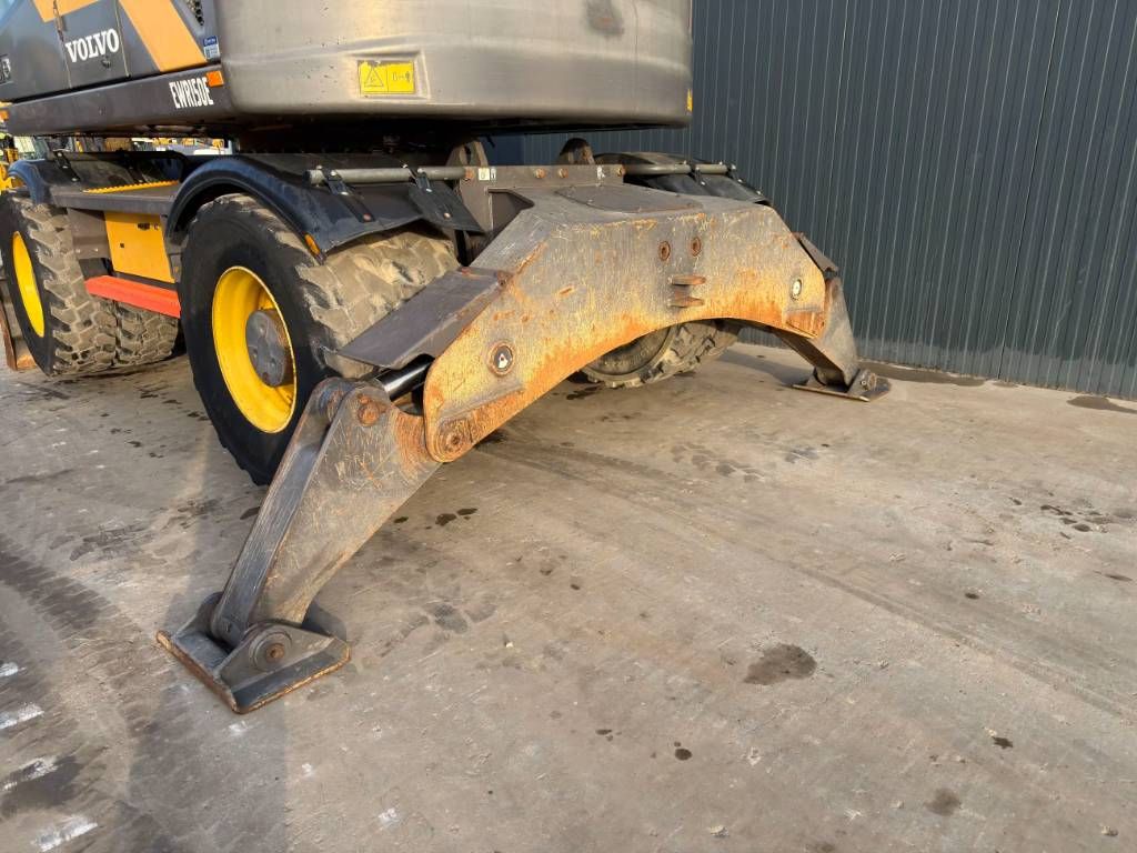 Volvo EWR150E - Stabilizers